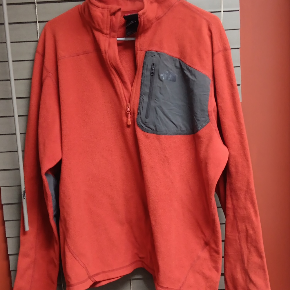 The North Face Men's Lg quarter zip
